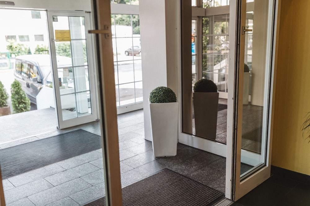 Terminal Hotel Koeln מראה חיצוני תמונה