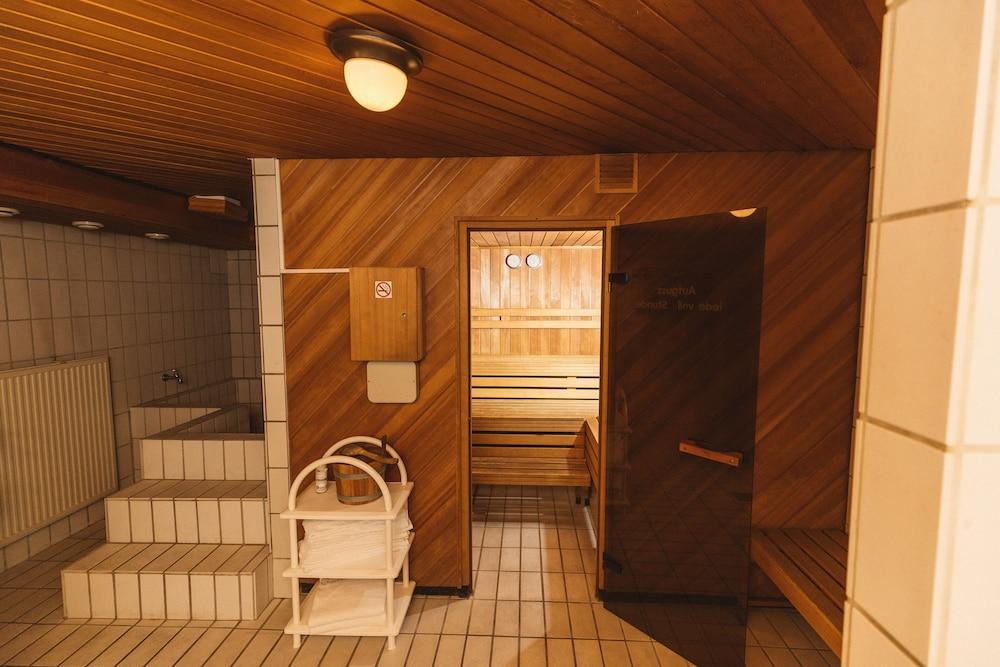 Terminal Hotel Koeln מראה חיצוני תמונה