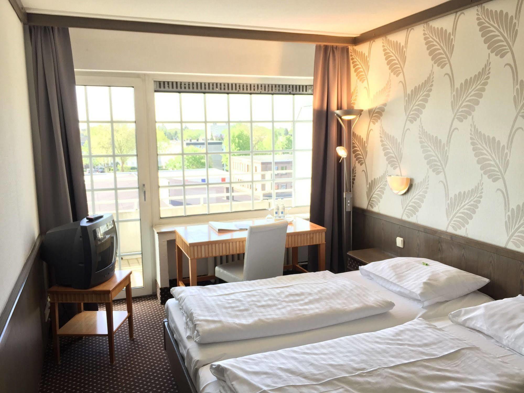 Terminal Hotel Koeln מראה חיצוני תמונה