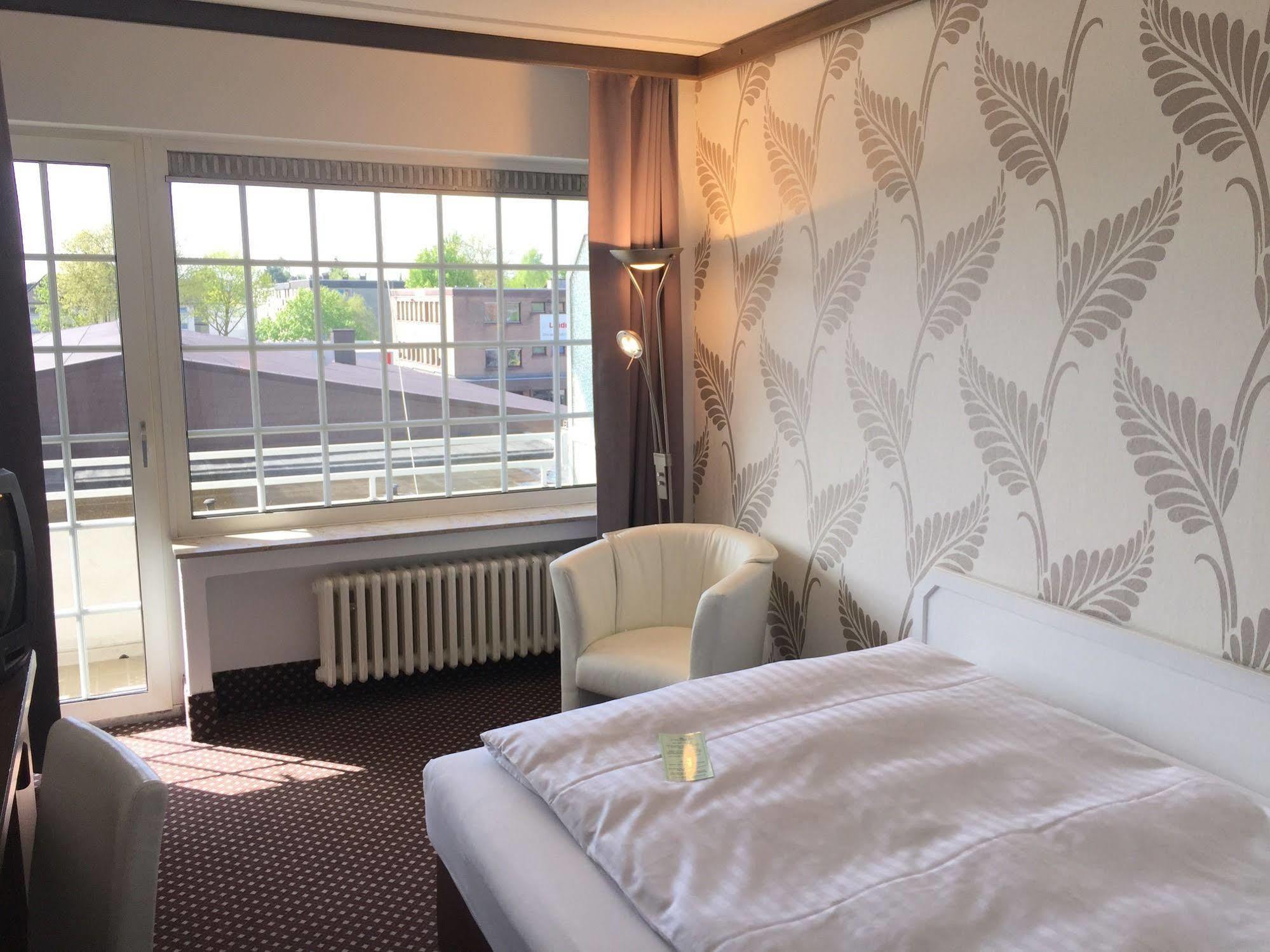 Terminal Hotel Koeln מראה חיצוני תמונה