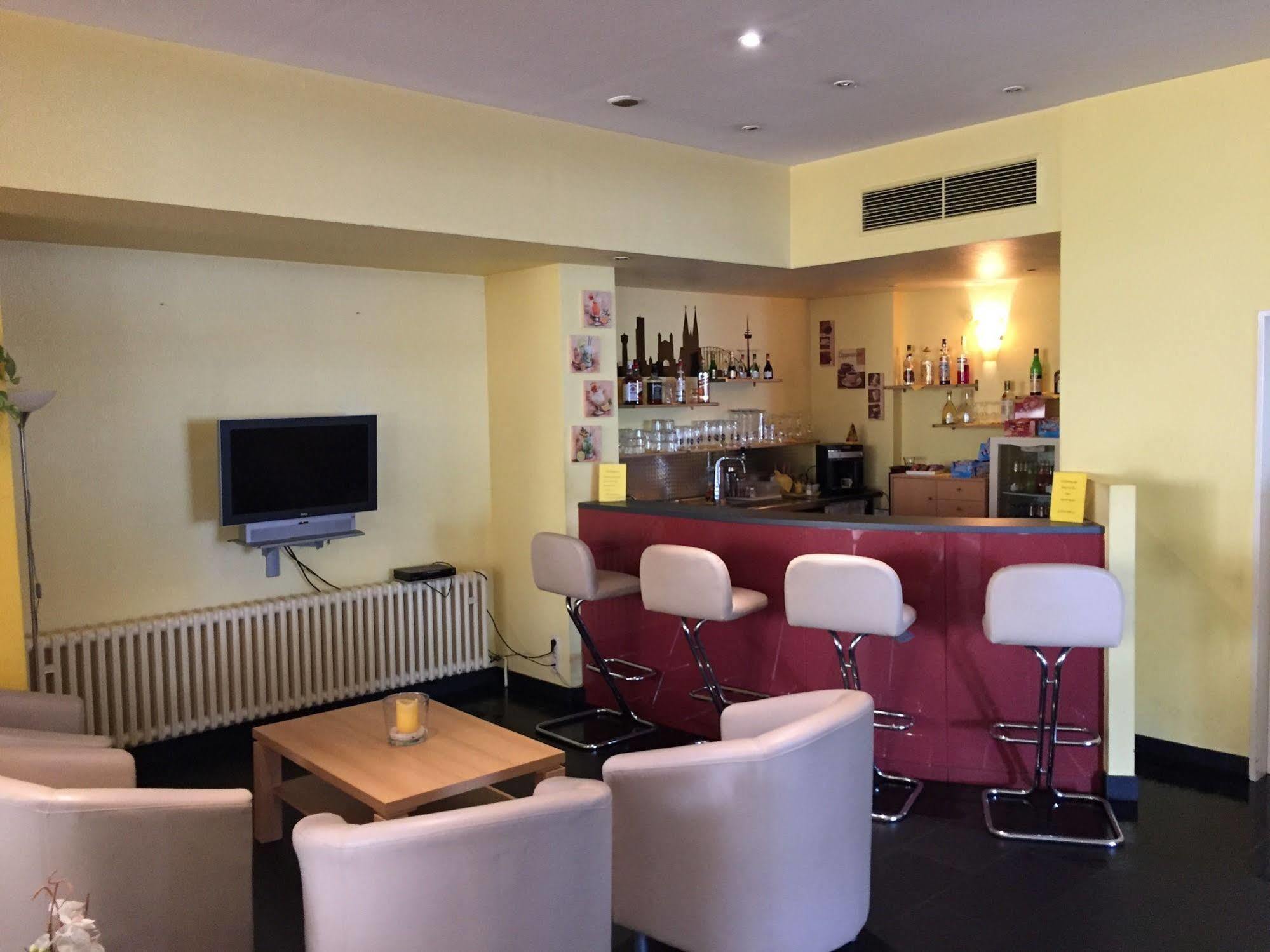 Terminal Hotel Koeln מראה חיצוני תמונה