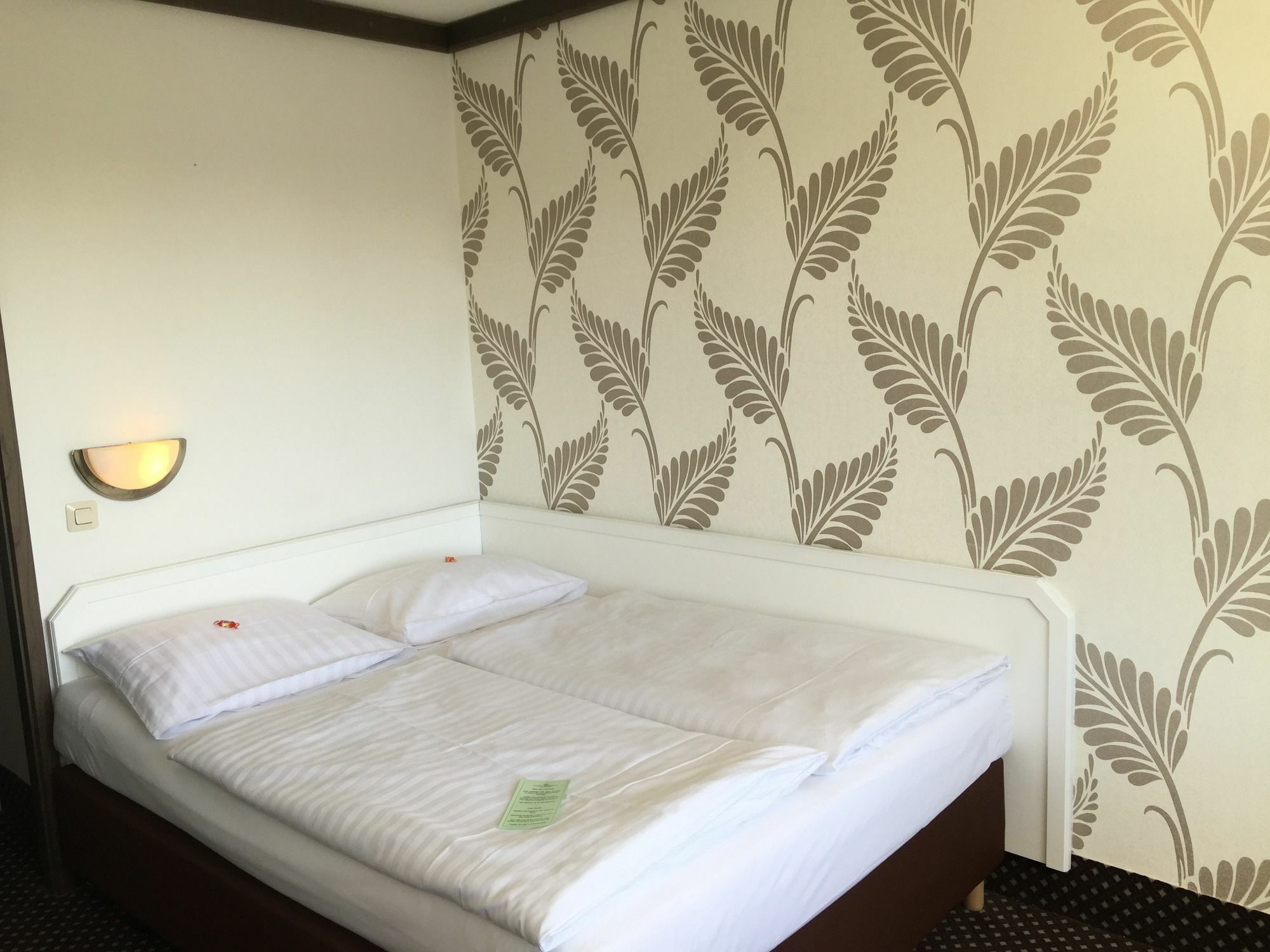 Terminal Hotel Koeln מראה חיצוני תמונה